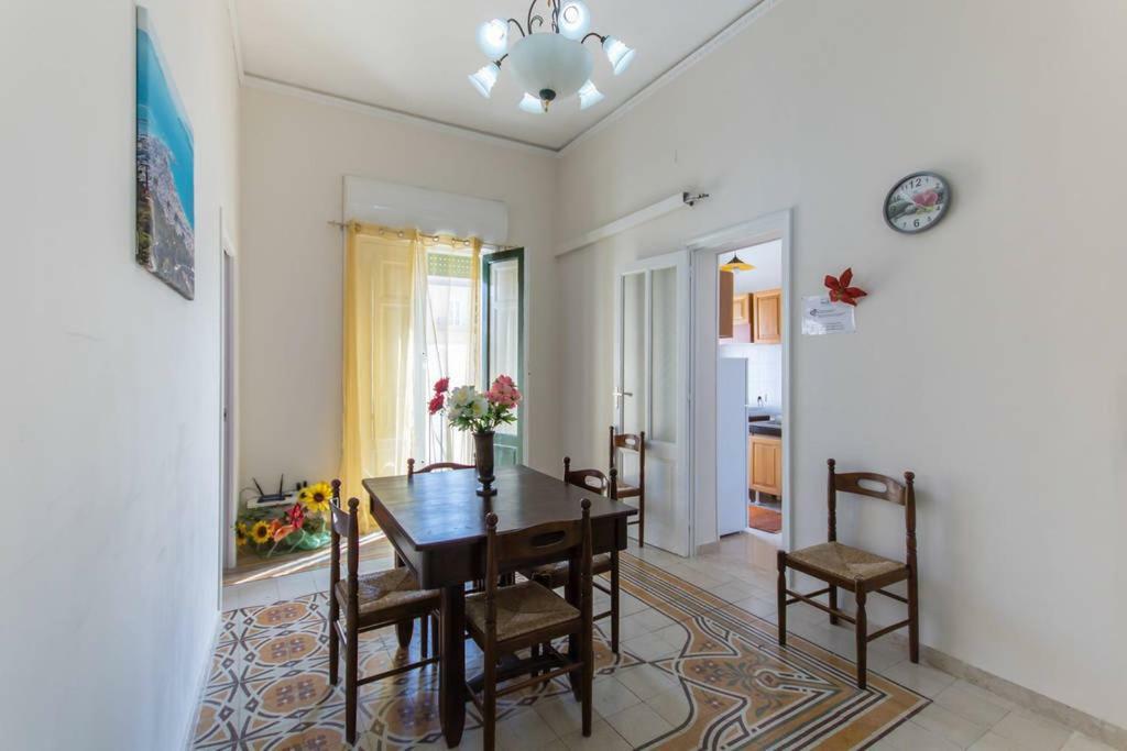 The Twins Rooms In Trapani 1 Экстерьер фото